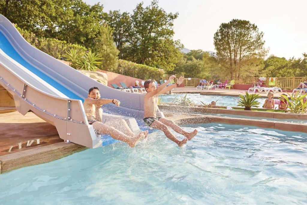 Camping Laroque Des Alberes Chambre photo
